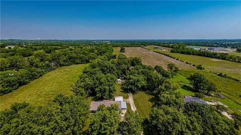 704 SE 30 Street, Oak Grove, MO 64075