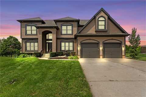 3104 SE 2nd Street, Lees Summit, MO 64063