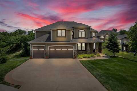2204 SE Pine Gate Circle, Blue Springs, MO 64014