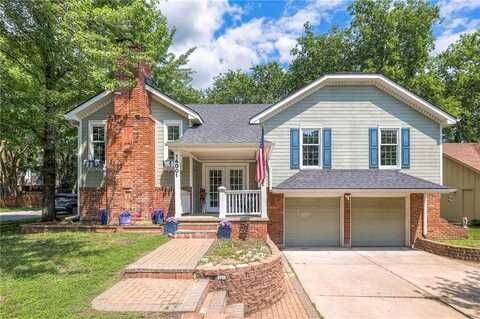 14001 S Tomahawk Drive, Olathe, KS 66062