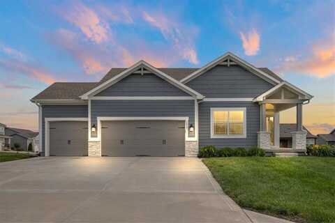 1517 SW Arbor Creek Drive, Lees Summit, MO 64082