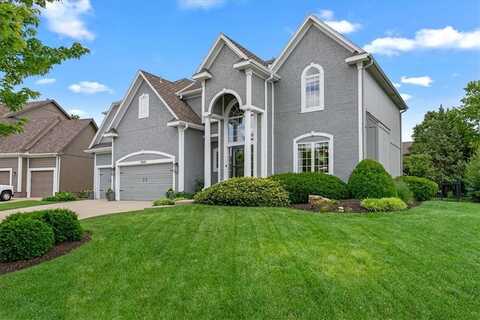 19600 W 98TH Street, Lenexa, KS 66220