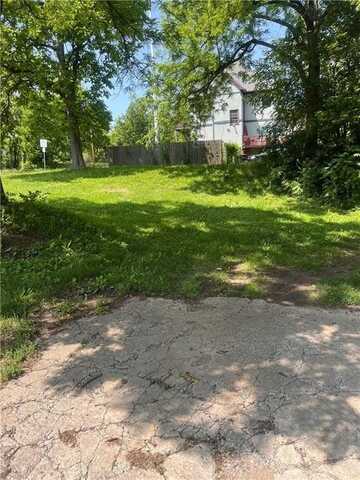 2101 N 10th Street, Kansas City, KS 66104