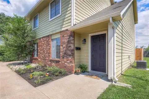 2406 Alabama Street, Lawrence, KS 66046