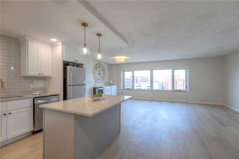 4545 Wornall Road, Kansas City, MO 64111