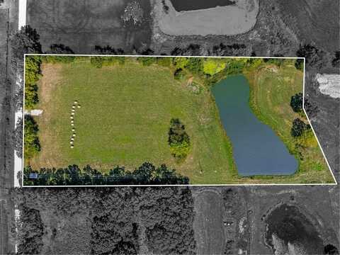 18410 HH Lake Road, Smithville, MO 64089