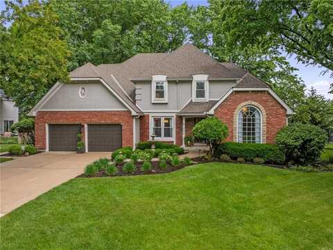 2204 W 123rd Terrace, Leawood, KS 66209