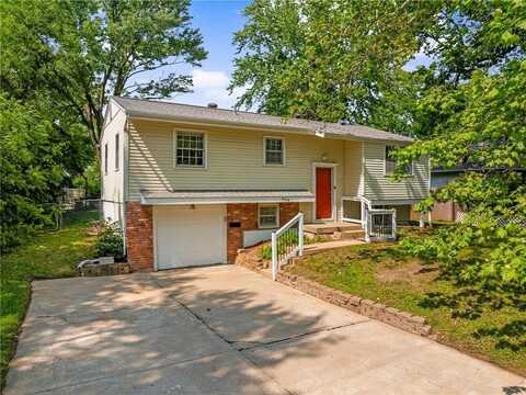 604 NE Ash Street NE, Lees Summit, MO 64063