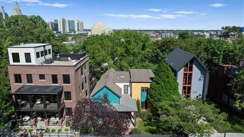 1649 Summit Street, Kansas City, MO 64108