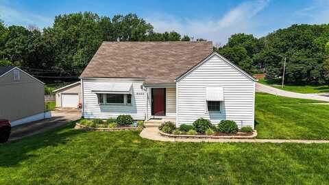 4660 NE Antioch Road, Kansas City, MO 64117