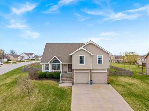 12880 Ridgeview Drive, Platte City, MO 64079