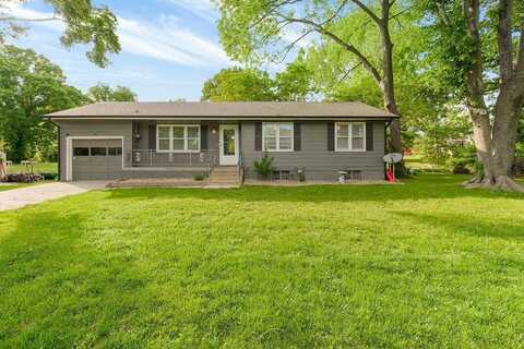 150 Thornton Lane, Kansas City, MO 64119