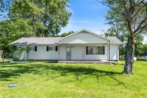16813 E M Highway, Nevada, MO 64772