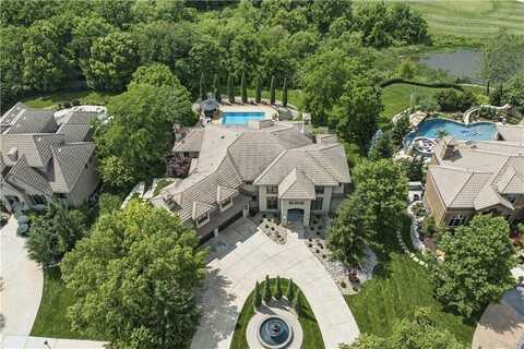9727 Sunset Circle, Lenexa, KS 66220