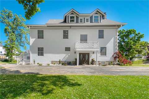 2614 Tracy Avenue, Kansas City, MO 64108