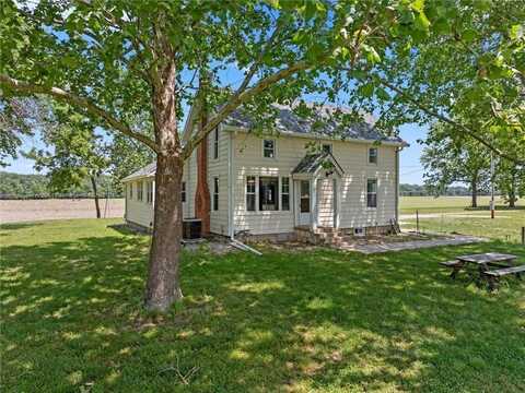 230 N 2190 Road, Lecompton, KS 66050