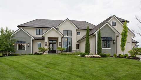 10702 W 142 Terrace, Overland Park, KS 66221