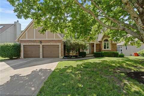 2020 NE Waterfield Drive, Blue Springs, MO 64014