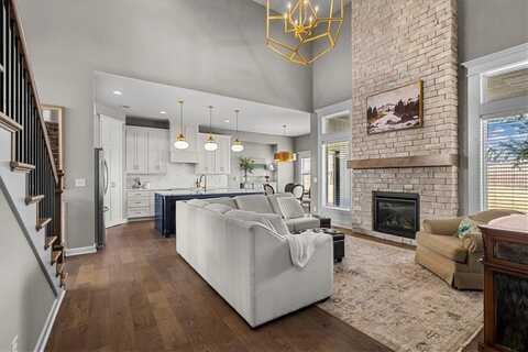 21410 W 189th Terrace, Spring Hill, KS 66083