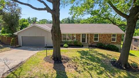 3810 S Woodland Avenue, Independence, MO 64052
