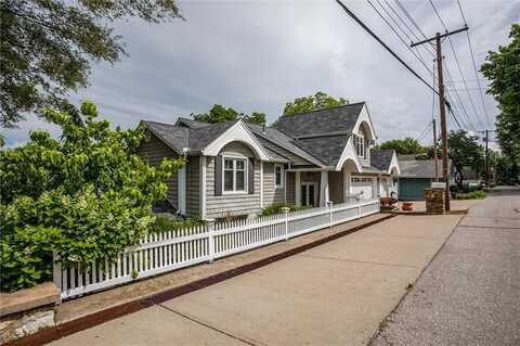 11 DOCKSIDE Drive, Lake Tapawingo, MO 64015