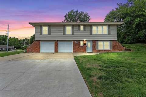 210 Murray Road, Lees Summit, MO 64081