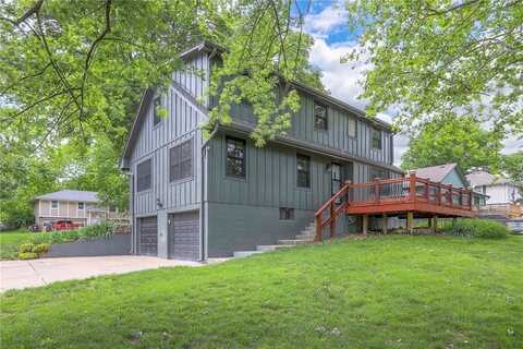 313 SW Ensley Lane, Lees Summit, MO 64081