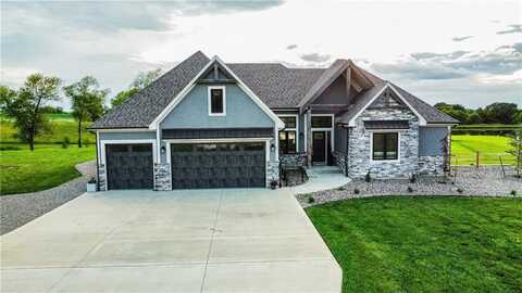6640 Tucker Drive, Odessa, MO 64076
