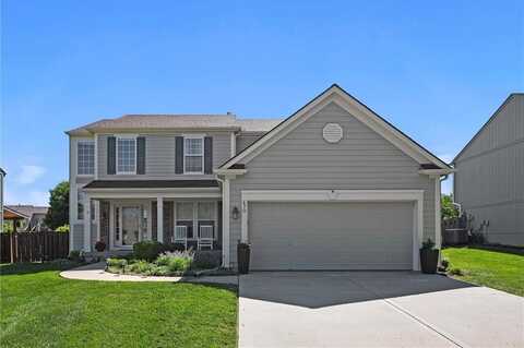 470 S Indian Wells Drive, Olathe, KS 66061