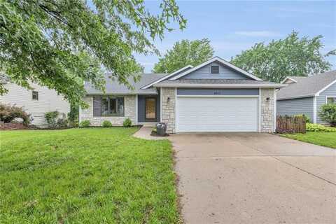 4217 Saddlehorn Drive, Lawrence, KS 66049