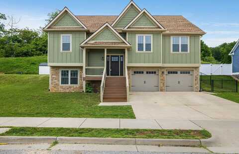 17 MCILWEE LN, STAUNTON, VA 24401
