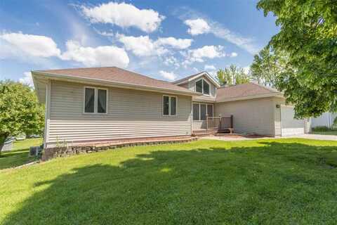 806 W 2nd, Washington, IA 52353