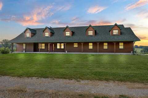660 Garfield Rd, WestBranch, IA 52358