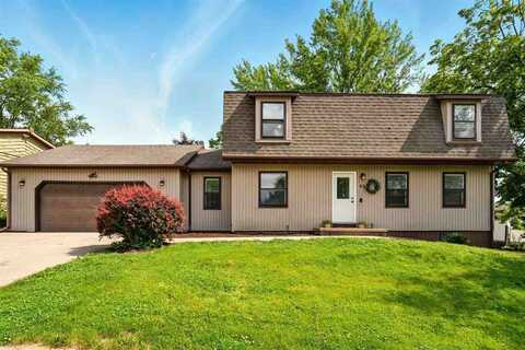 66 Amhurst St, IowaCity, IA 52245
