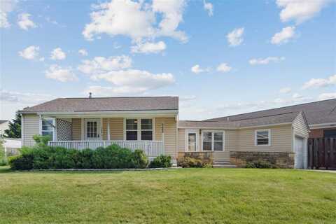 722 47th Ave, Amana, IA 52203