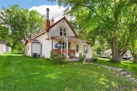 311 Saint Marys St, Riverside, IA 52327