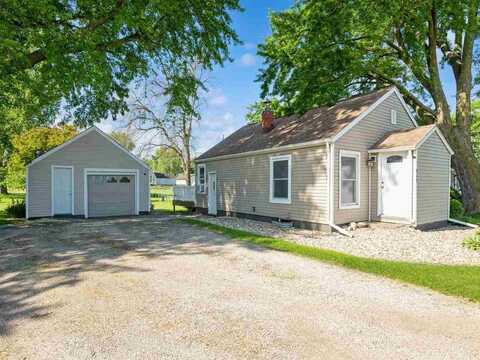 832 Grubbs Street, CenterPoint, IA 52213