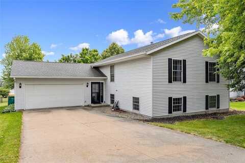 2030 Dows St, Ely, IA 52227