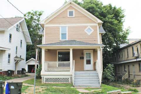 107 S Lucas St, IowaCity, IA 52240