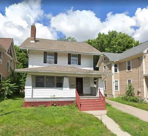 111 S Lucas St, IowaCity, IA 52240