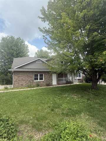 923 12th Ave, Coralville, IA 52240