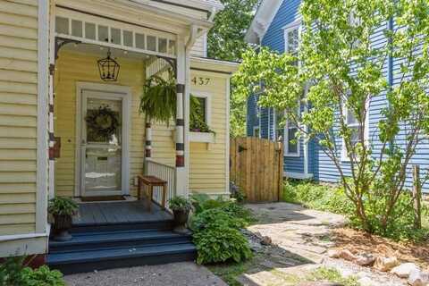 437 S Governor St, IowaCity, IA 52240