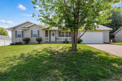206 Grace Ave, Urbana, IA 52345