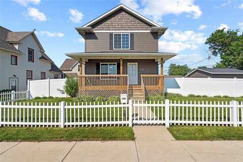 320 6th St SW, CedarRapids, IA 52404