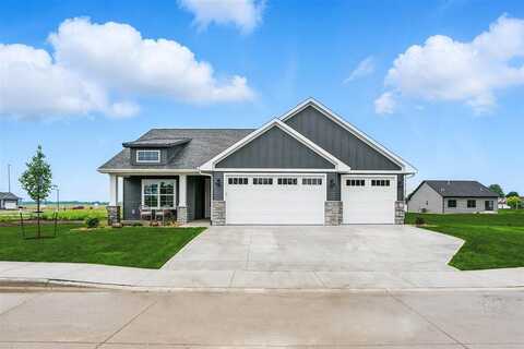 933 Long Dr, Solon, IA 52333