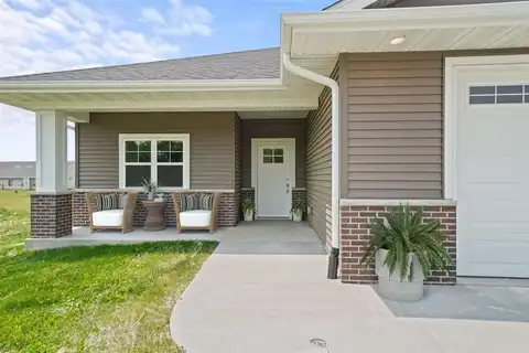 213b Timberline Terrace, Kalona, IA 52247
