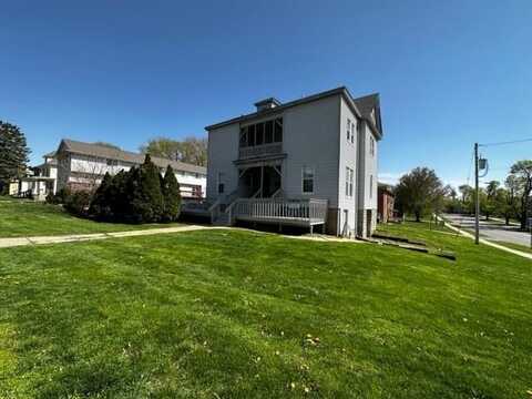 711 E Burlington Street, IowaCity, IA 52240