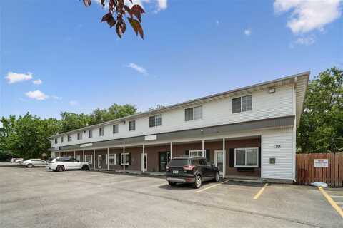 70 Circle Drive, NorthLiberty, IA 52317