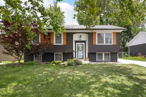6234 Eastview Ave SW, CedarRapids, IA 52404