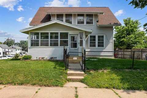 273 Highland Dr NW, CedarRapids, IA 52405